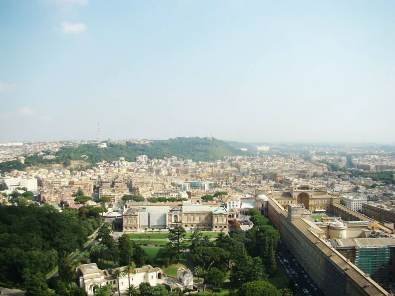 Panorama Rzymu widziana z tarasu na kopule / fot. Łukasz Kobiela